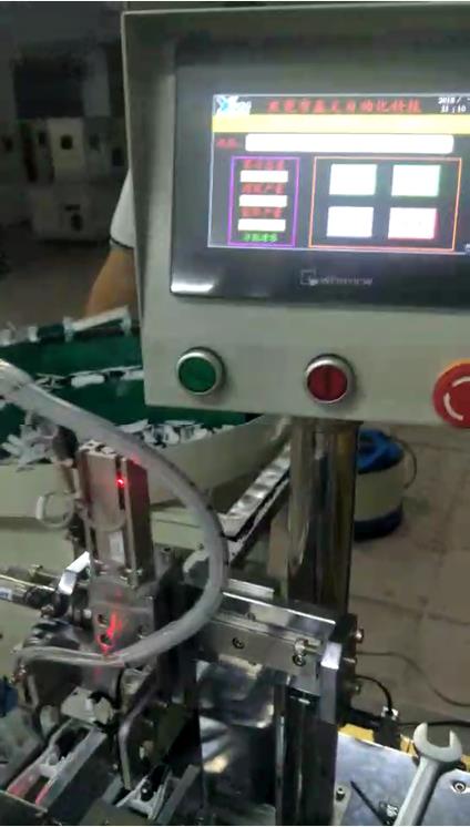 夾子裝彈簧機