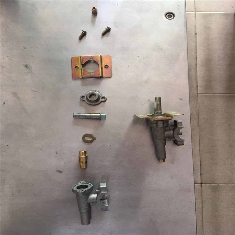 安全閥組裝機